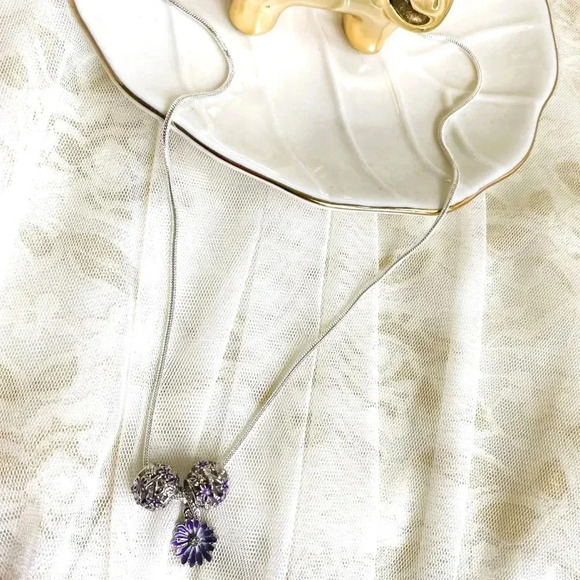 Cute Purple Daisy Floral & Beaded Pendant Sterling Silver Necklace 18" - Picture 6 of 7